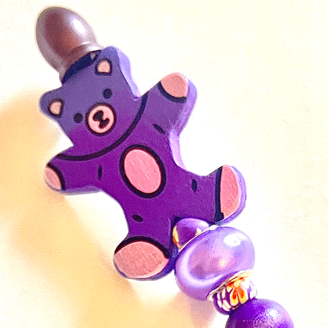 S32 - Stylo à perles et nounours en bois