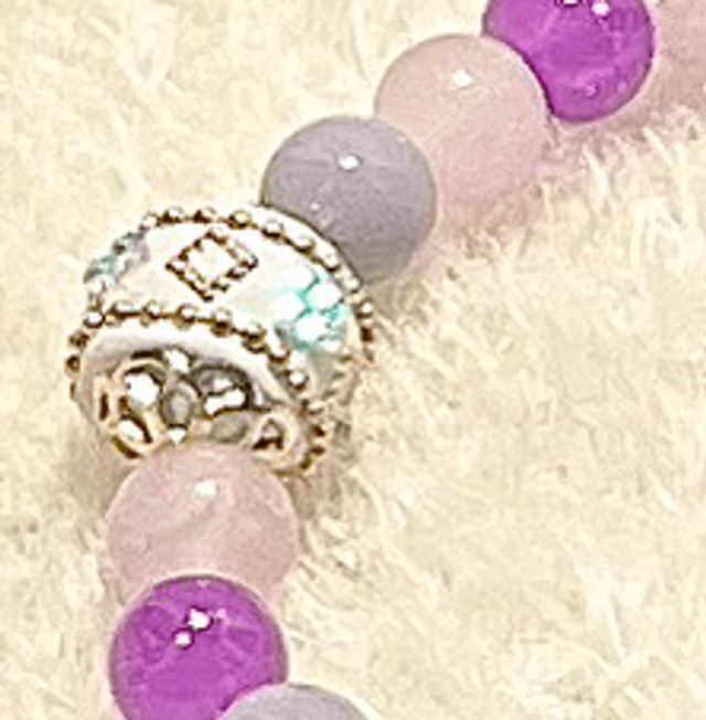 D12 Dragonne perles ton violet et perles mandala 