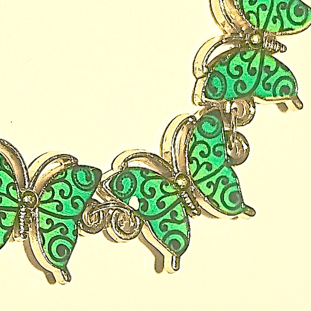 B89 - Bracelet papillon