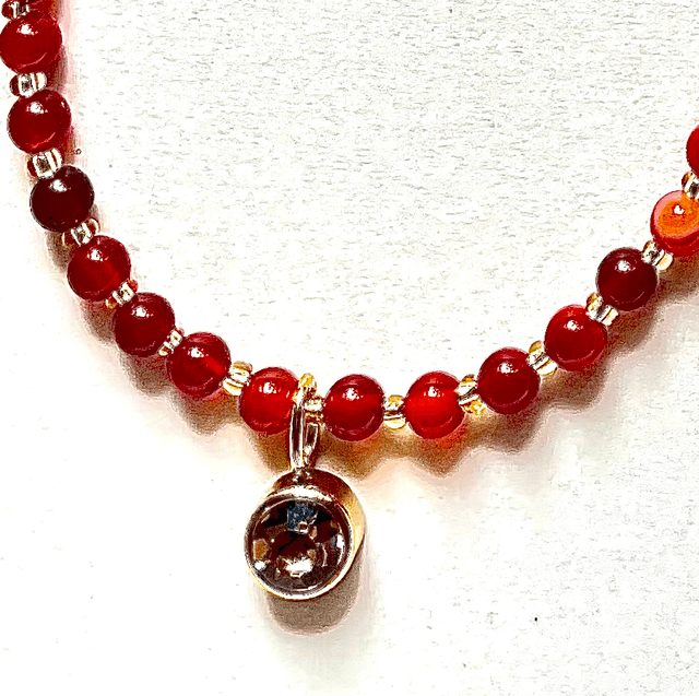 C31 - Collier perles cornaline et strass