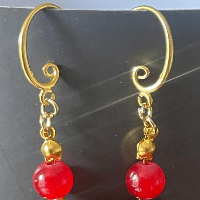 BO25 - Boucles d’oreilles perles ton rouge 