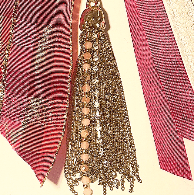 BS25 - Bijoux de sac pompon à chaînettes