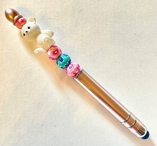S49 - Stylo à perles et ours blanc