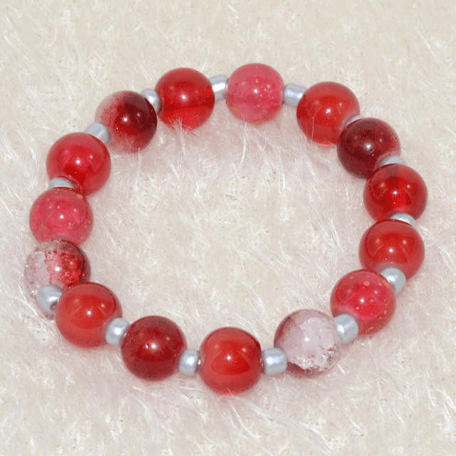 B03 - Bracelet perles verre cerise et perles métal